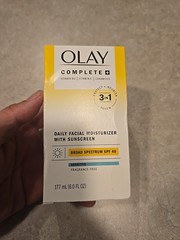 Olay Complete Plus SPF 40 Hydrating Facial Moisturizer, 6 fl oz – Exp 05/2026