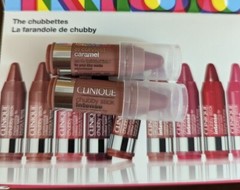 Clinique Chubby Stick Moisturizing Lip Colour Balm 07 Super Strawberry Travel Sz