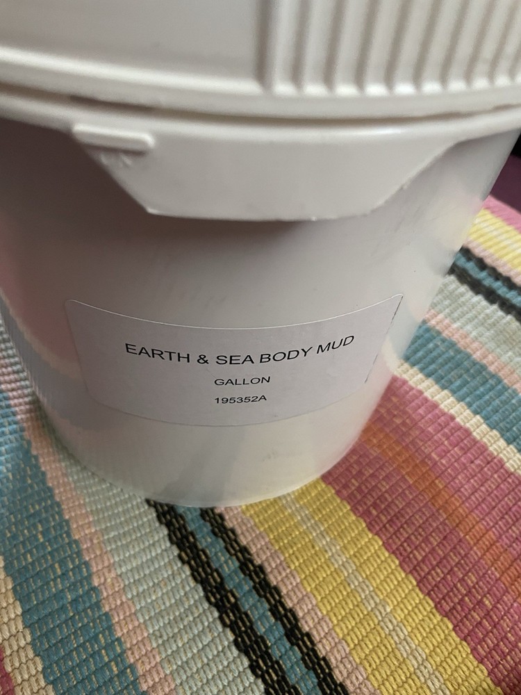 Earth & Sea Body Mud Gallon Spa Wrap Detox Treatment 11lb 10Oz M&M Industries