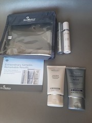 NEW~5 piece set – Skin Medica bag+cleanser, sunscreen, hydrate+pigment correctng