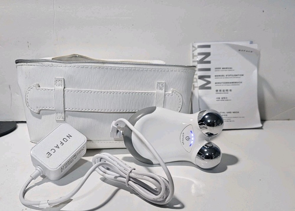 NuFACE Mini White Facial Toning Device with BAG. Fairly Used in Good Condition