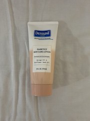 NEW Dermasil Labs DIABETICS&rsquo; SKIN CARE LOTION 6 oz Tube 178ML Dermatologist