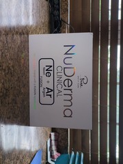 NuDerma Clinical With Neon & Argon Skin Therapy Wand With 6 Fusion Applicators